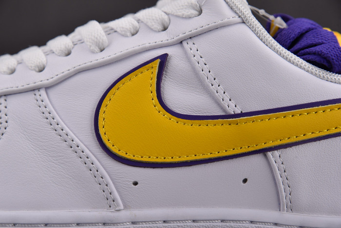 Nike Air Force 1 x Kobe Retro QS FZ1151-100