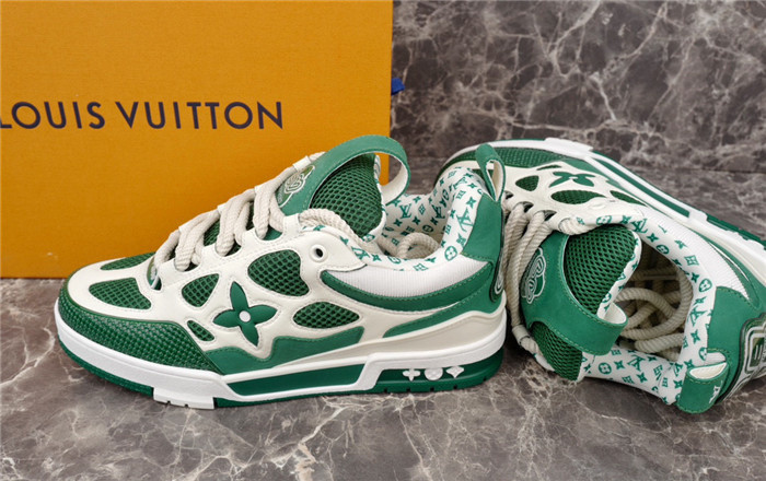 LV SNEAKER LOW 111406