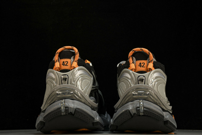 BLCG RUNNER 110308
