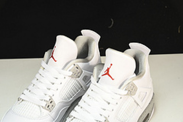 Gv*c sneaker