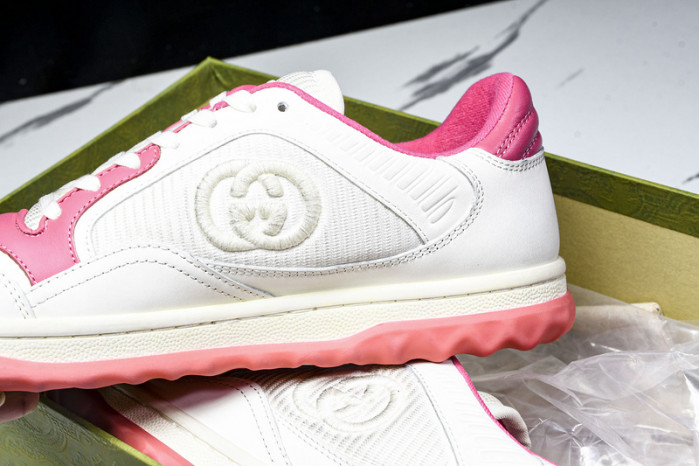 Gv*c sneaker