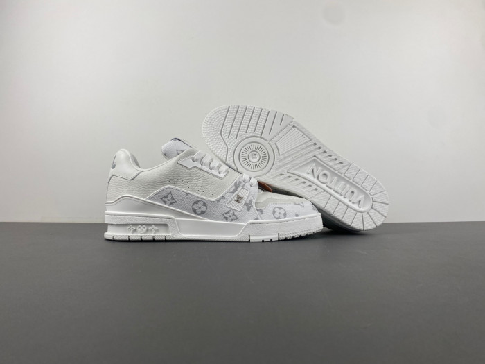 LV SNEAKER FOR-LV256