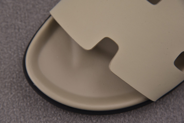 H*RMES SLIDS HM-39