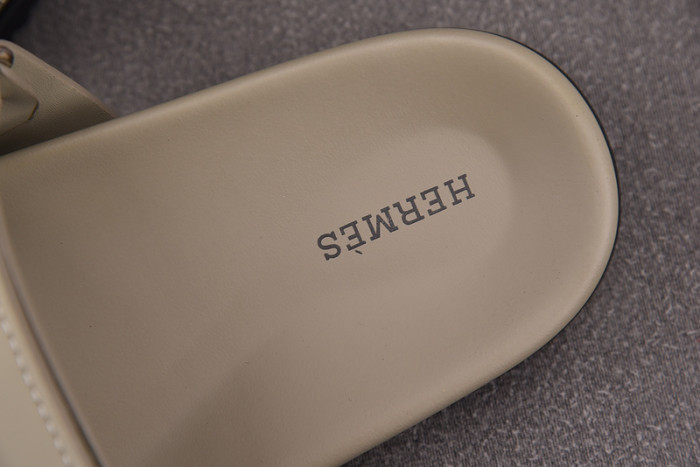 H*RMES SLIDS HM-39