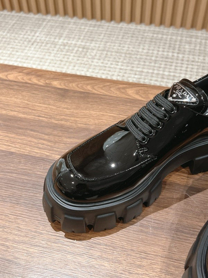 PRA shoes