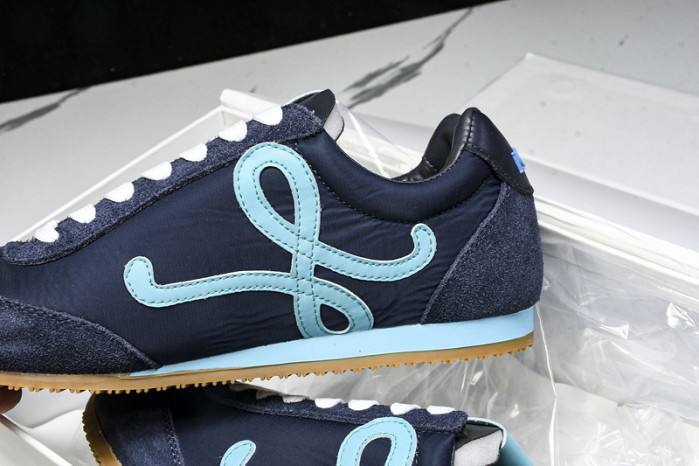 L*0ewe Ballet Runner LW-FOR06