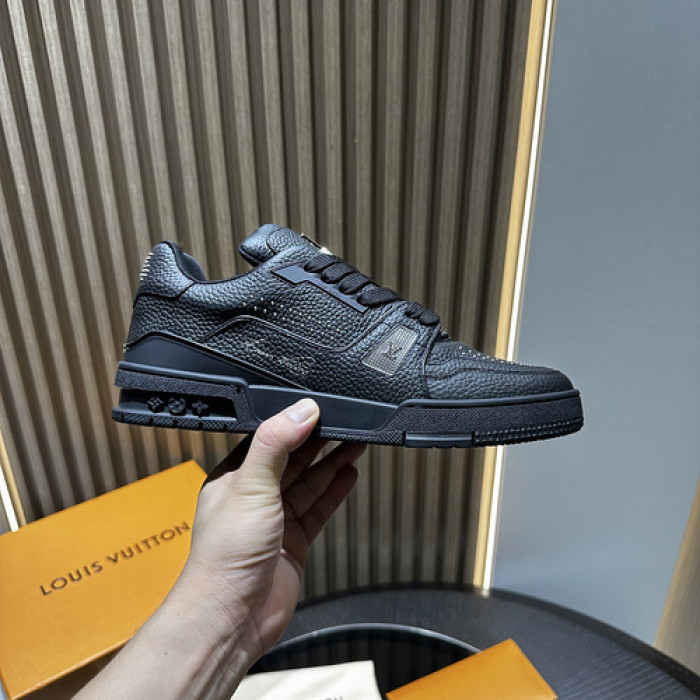 LV SNEAKER TRAINER FOR-LV322