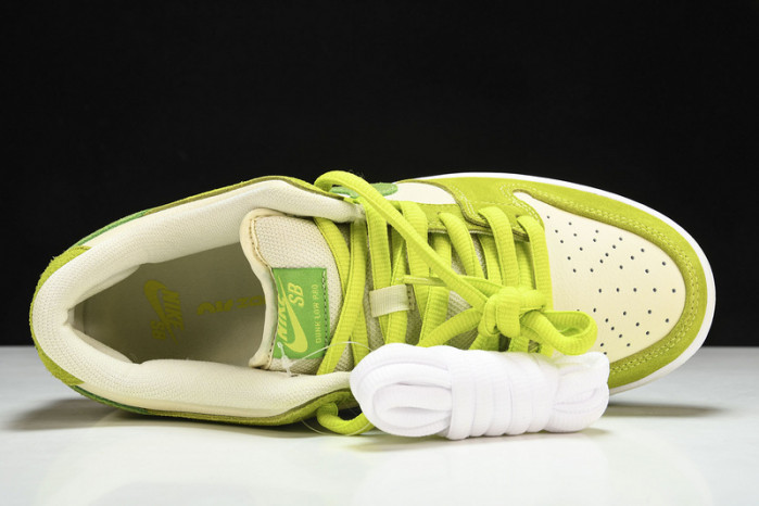 Nike Dunk Low "Green Apple" DM0807-300