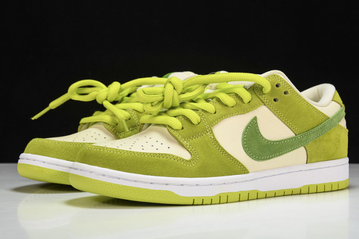 Nike Dunk Low "Green Apple" DM0807-300
