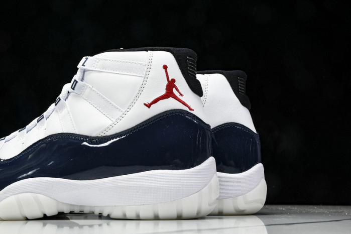 Air Jordan 11 Retro LH0296-400
