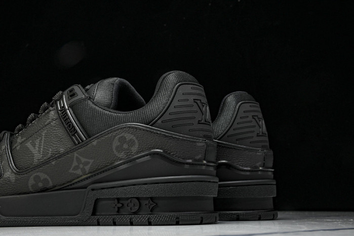 LV SNEAKER TRAINER FOR-LV353