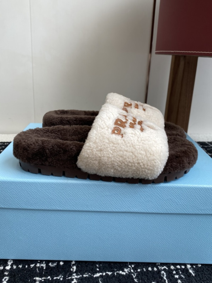 PRA*DA SLIPPERS