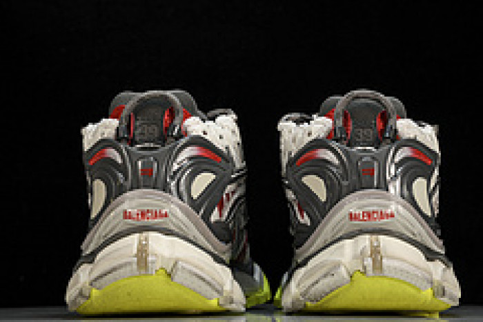 BLCG RUNNER 081801