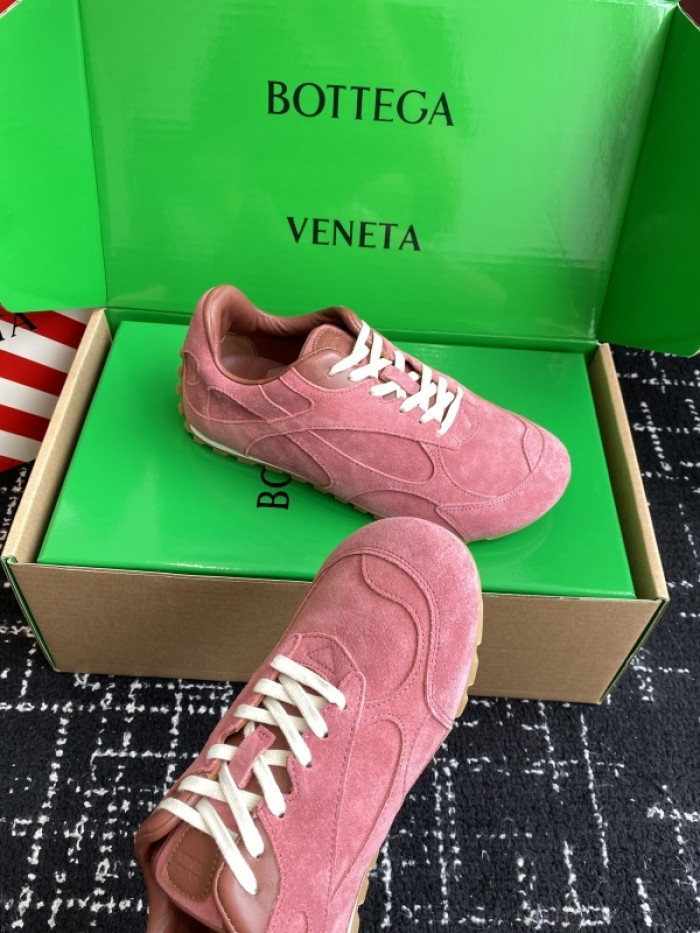 b0tt*ga Ven*ta sneaker