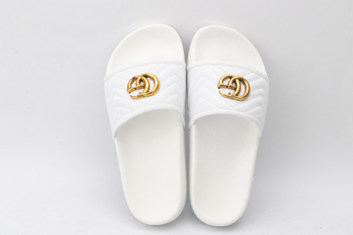 Gv*c slippers